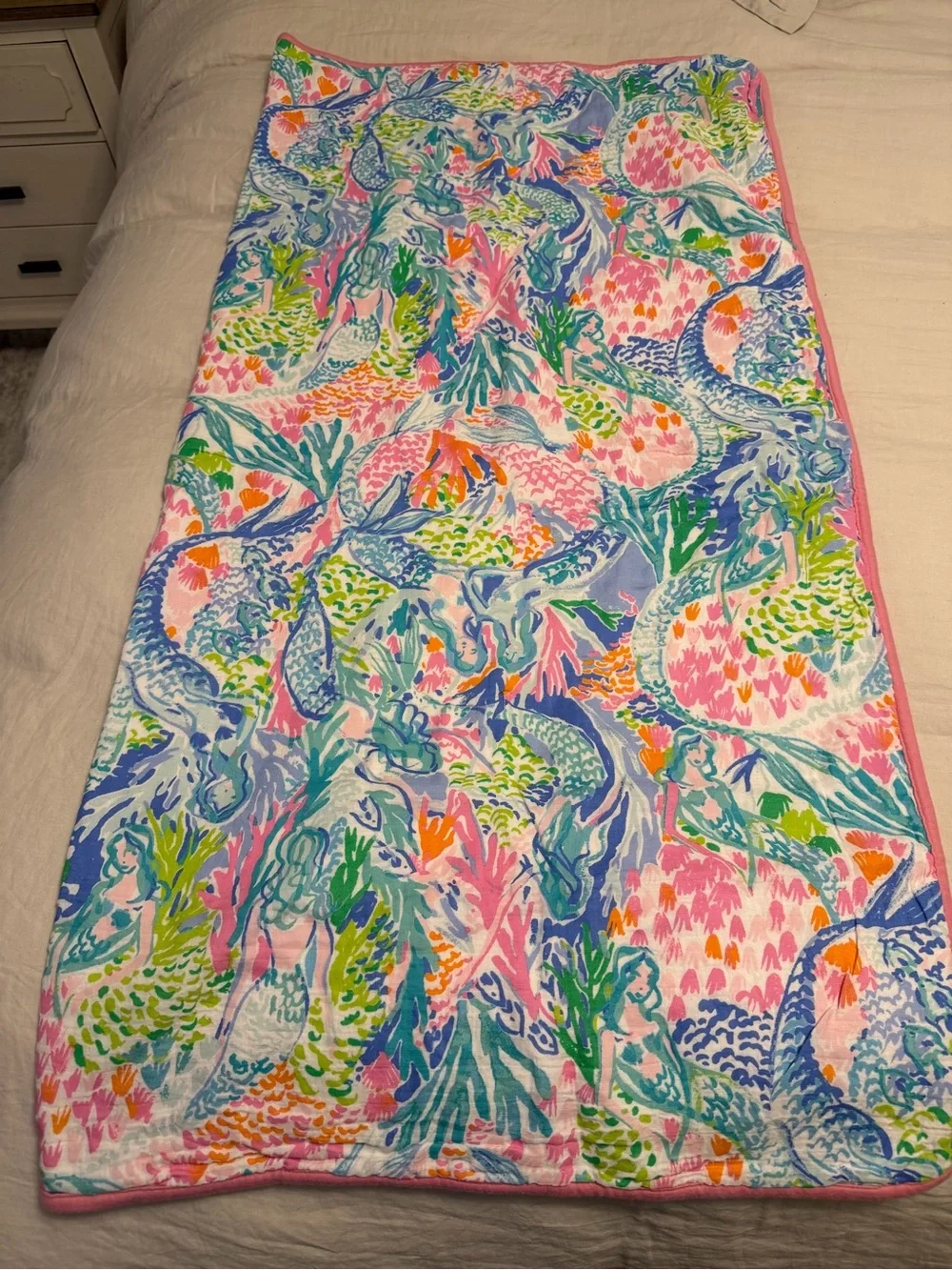 Lilly Pulitzer Pink Multicolor Kids Blanket - Picture 1 of 4